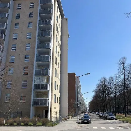 Torget Laensiportti Appartement